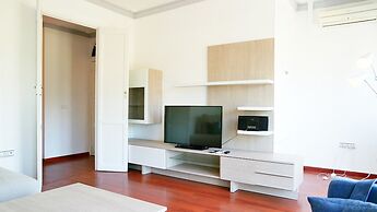 Central Family Apartment With Terrace