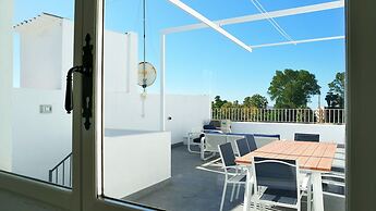 Central Family Apartment With Terrace