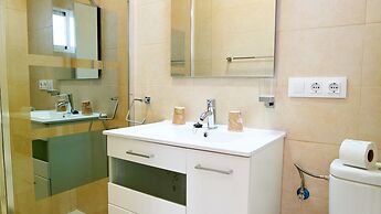 Central Family Apartment With Terrace