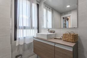 Oceanfront Apartment in Isla Canela