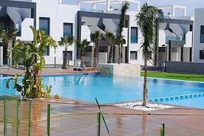 Bright Holiday Home in Orihuela Costa