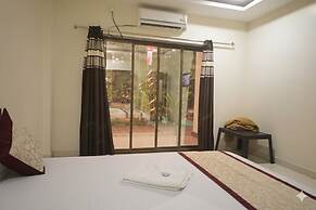 Sidhivinayak Resort Devbag Sangam Beach