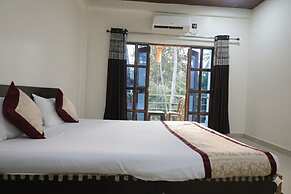 Sidhivinayak Resort Devbag Sangam Beach