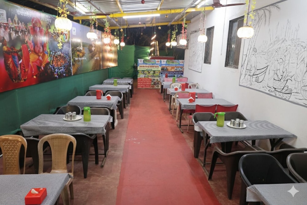 Sidhivinayak Resort Devbag Sangam Beach