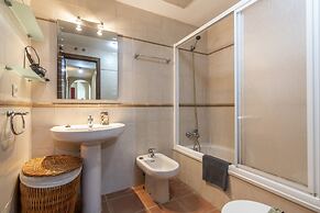 3-bedroom Apartment With Pool