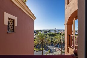 3-bedroom Apartment With Pool