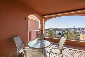 3-bedroom Apartment With Pool