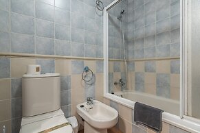 3-bedroom Apartment With Pool