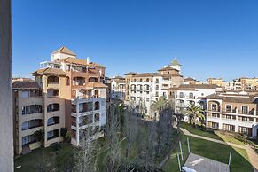 3-bedroom Apartment With Pool
