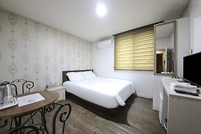 HOTEL CL
