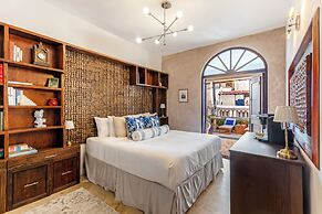 Casa Lucienne - Adults Only