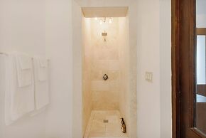 Casa Lucienne - Adults Only