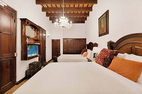 Casa Lucienne - Adults Only