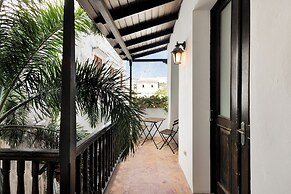 Casa Lucienne - Adults Only