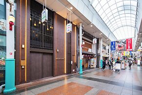 LLOYD's HAKATA
