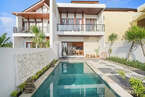 Samvara Villa by Kozystay - Ubud