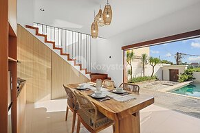 Samvara Villa by Kozystay - Ubud