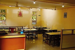 Hotel Durvankur Ganpatipule