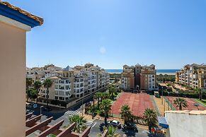 Beachfront Family Comfort Apartment