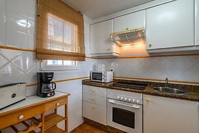 Beachfront Family Comfort Apartment