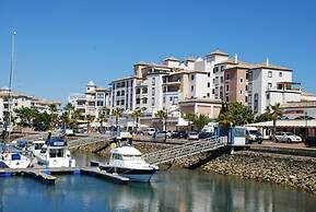 Beachfront Family Comfort Apartment