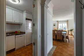 Beachfront Family Comfort Apartment