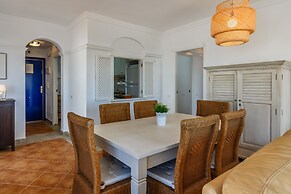 Beachfront Family Comfort Apartment