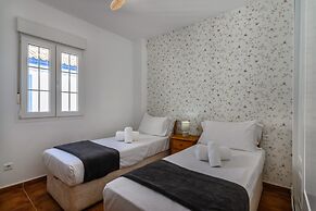 Beachfront Family Comfort Apartment