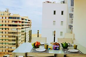 Bright Home 50m From the Sea