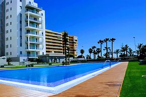 Bright Home 50m From the Sea