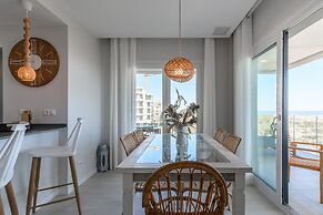 Beachfront Apartment in Isla Canela