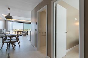 Duplex Townhouse With Balcony