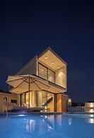 Greenvale Park Villas by Coastalbliss