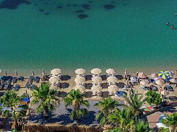 Halikarya Hotel & Restaurant Beach
