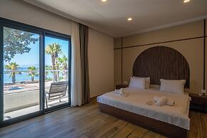 Halikarya Hotel & Restaurant Beach