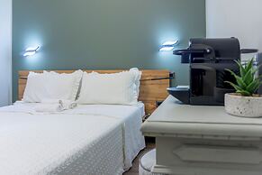 Aurelia Garden Suite