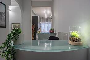 Aurelia Garden Suite