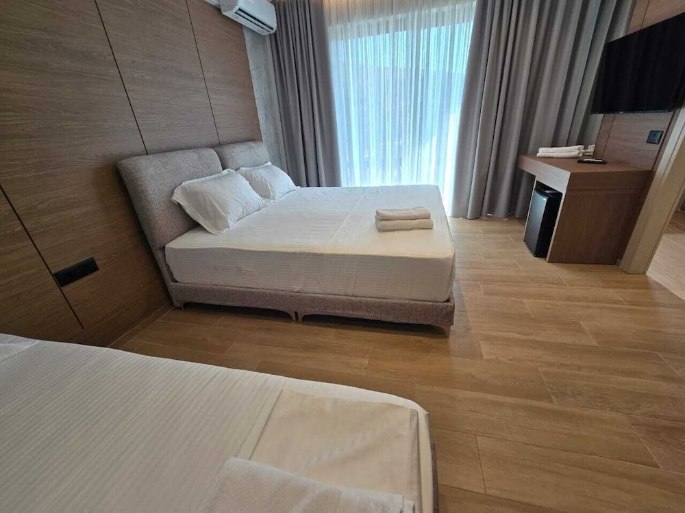 Hotel Selavi
