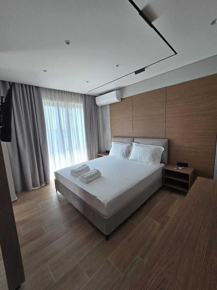 Hotel Selavi