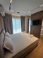 Hotel Selavi