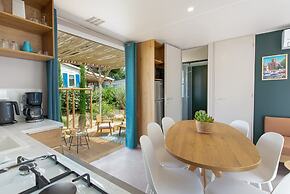 Mobile Home Near Beach