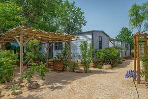 Mobile Home Near Beach