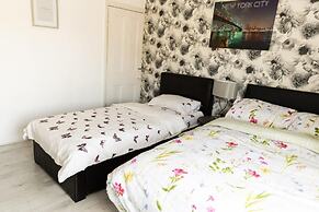2 Bedroom Cossy Detached Property