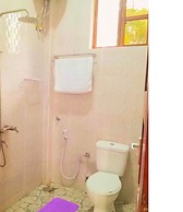 Hellen's Riverside Villas