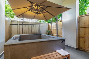 Flowing River Hot Spring Resort