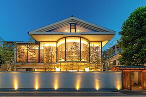 Flowing River Hot Spring Resort
