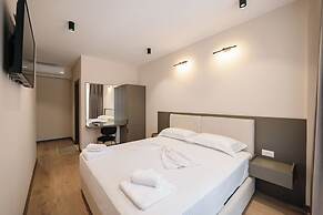 Elif Hotel