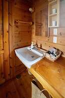 Powder Hut