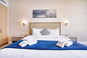 PVH - Inviting Studio - Palm Tower