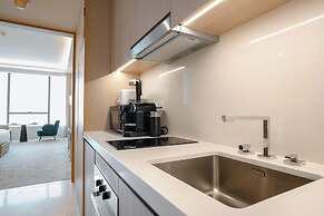 PVH - Inviting Studio - Palm Tower